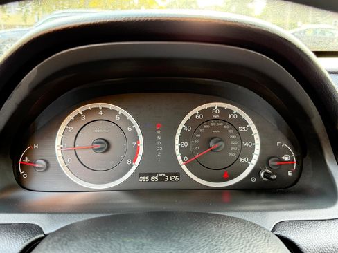 Used 2012 Honda Accord LX image 20