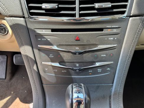 Used 2015 Lincoln MKT AWD w/ Equipment Group 201A image 28