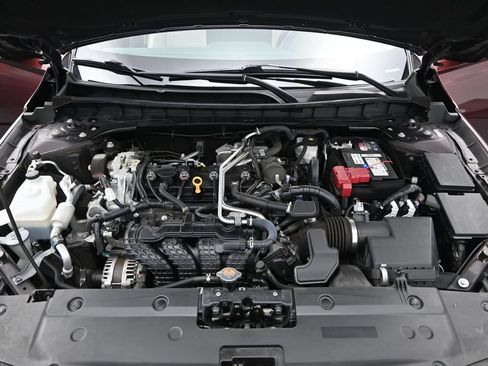Used 2023 Nissan Altima 2.5 SL AWD/4WD image 5