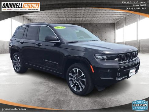 Used 2023 Jeep Grand Cherokee Overland AWD/4WD image 3
