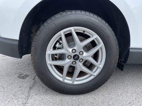 Used 2024 Ford Edge SEL image 53