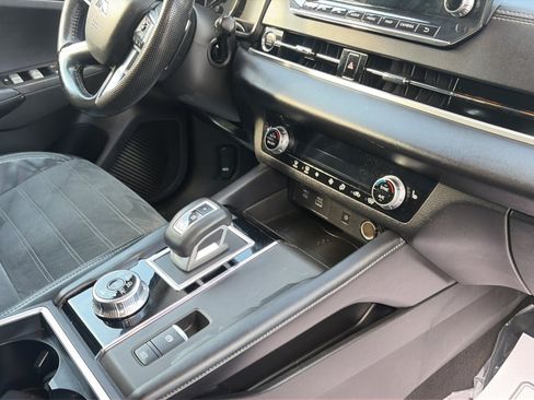 Used 2022 Mitsubishi Outlander SE AWD/4WD image 11