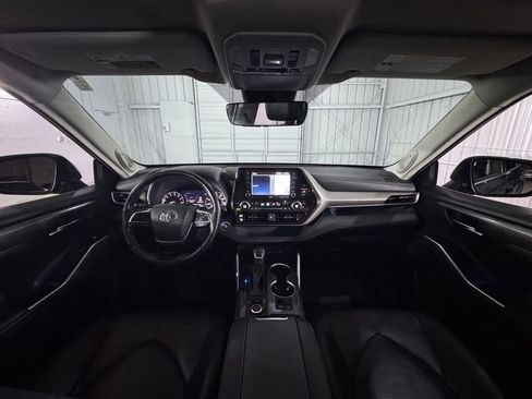 Used 2020 Toyota Highlander Limited AWD/4WD image 23