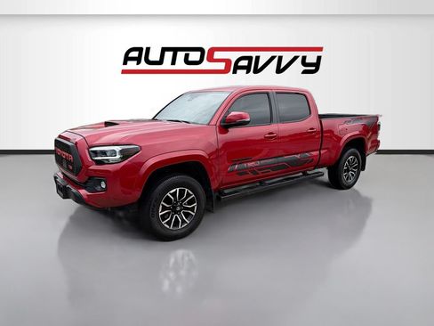 Used 2023 Toyota Tacoma TRD Sport AWD/4WD image 3