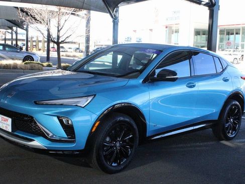 Used 2025 Buick Envista Sport Touring w/ Convenience II Package image 9