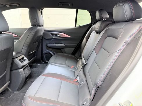 Used 2024 Chevrolet Equinox EV RS FWD image 19