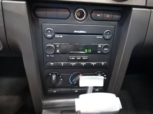 Used 2005 Ford Mustang GT Premium RWD image 15