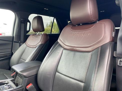 Used 2020 Ford Explorer Platinum AWD/4WD image 12