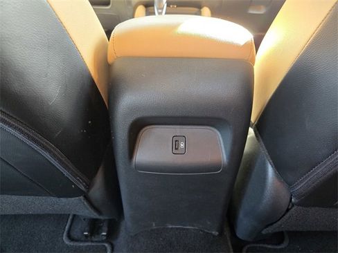 Used 2020 Nissan Sentra SV w/ SV Premium Package image 15