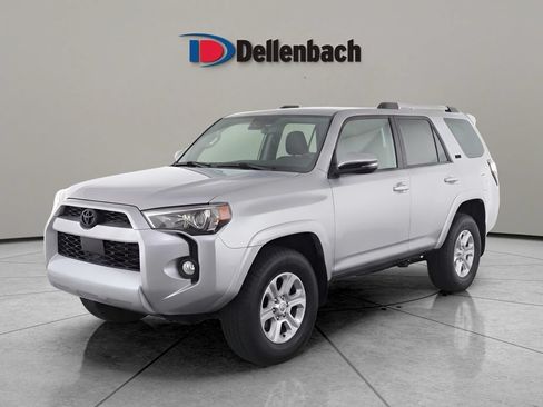 Used 2021 Toyota 4Runner SR5 Premium w/ Moonroof Package AWD/4WD image 2