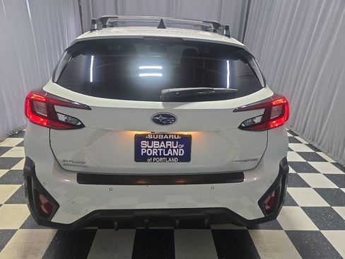 Certified 2025 Subaru Crosstrek 2.5i Limited w/ Popular Package #3A AWD/4WD image 10