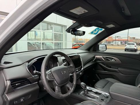 Used 2023 Chevrolet Traverse Premier w/ Redline Edition image 6