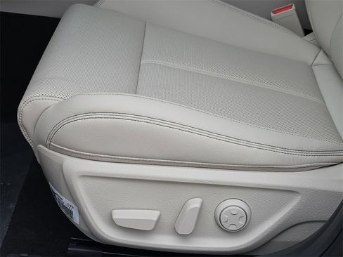 New 2026 Genesis G70 2.5T image 27