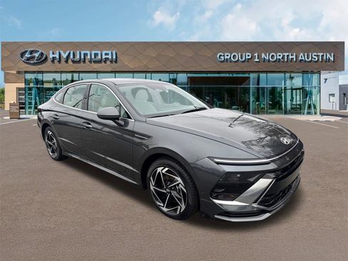 New 2026 Hyundai Sonata SEL FWD image 3