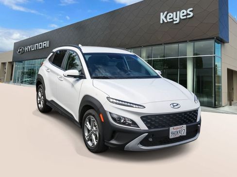 Certified 2023 Hyundai Kona SEL w/ Cargo Package FWD image 3