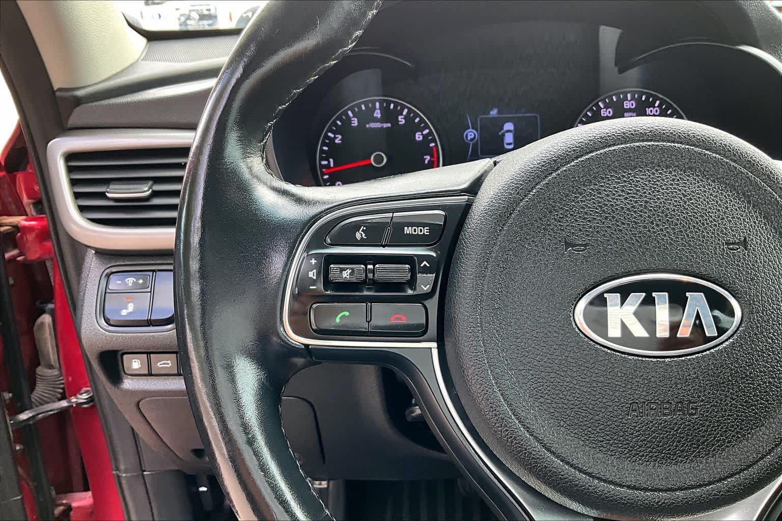 Used 2018 Kia Optima S FWD image 23