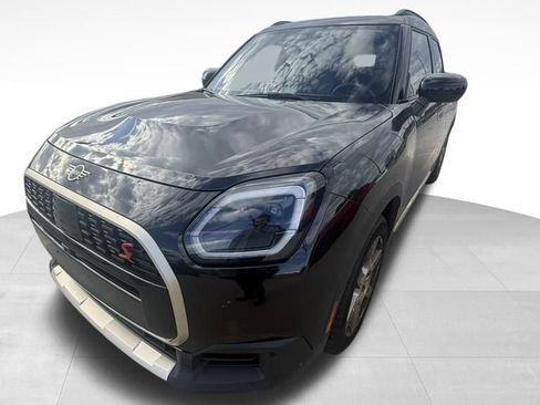 Used 2025 MINI Cooper Countryman S w/ Comfort Package Max image 1