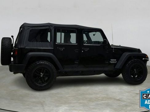 Used 2017 Jeep Wrangler Unlimited Sport w/ Connectivity Group image 6