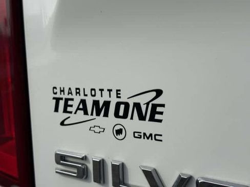 Used 2022 Chevrolet Silverado 1500 RST image 30