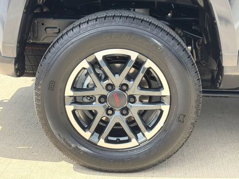 Used 2026 Toyota Tacoma TRD Sport w/ TRD Sport Premium Package AWD/4WD image 8
