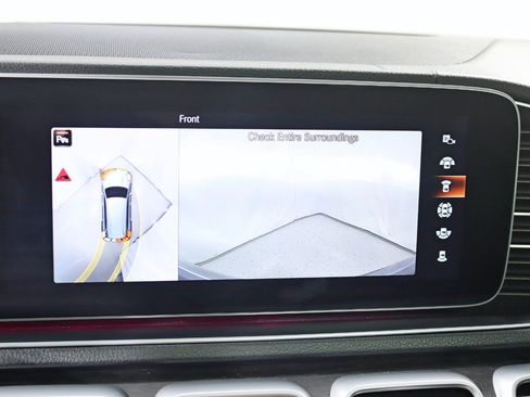Used 2022 Mercedes-Benz GLS 450 4MATIC image 24