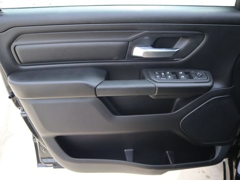 New 2026 RAM 1500 Express AWD/4WD image 15