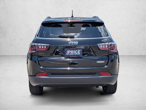 Used 2021 Jeep Compass Latitude w/ Convenience Group FWD image 7