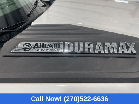 Used 2024 Chevrolet Silverado 2500 LTZ AWD/4WD image 8