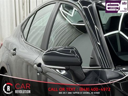 Used 2025 Toyota Camry SE FWD image 41