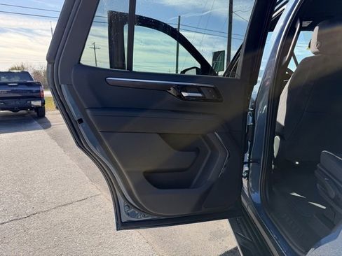 New 2026 Chevrolet Tahoe LS image 20