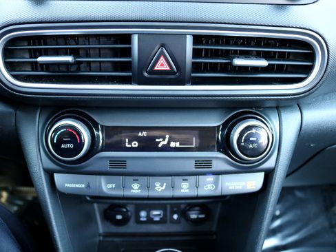 Used 2021 Hyundai Kona Ultimate image 42