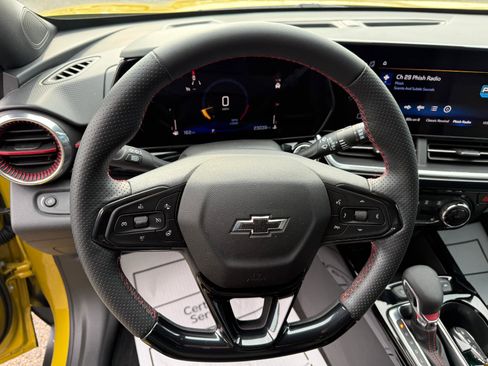 Used 2024 Chevrolet Trax RS w/ Driver Confidence Package image 9