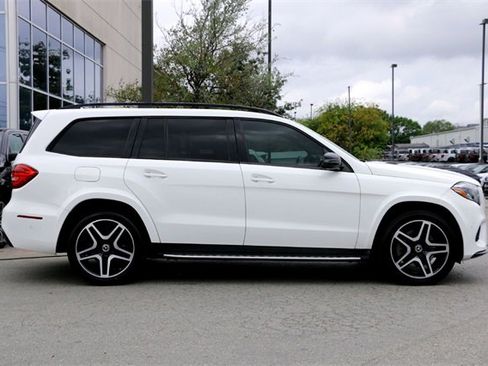 Used 2019 Mercedes-Benz GLS 550 4MATIC image 4