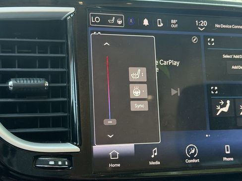 Used 2022 Chrysler Pacifica Touring-L FWD image 20