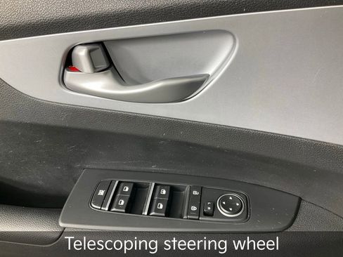 Certified 2023 Kia Forte LXS image 18