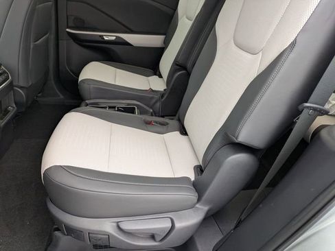 Used 2025 Lexus TX 500h AWD image 15