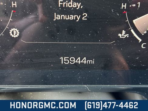 Used 2025 GMC Yukon Denali image 35