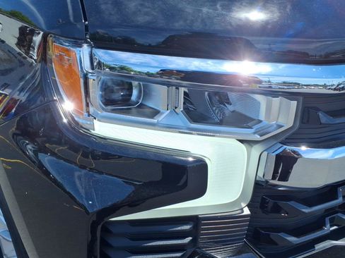 Used 2022 Chevrolet Silverado 1500 LT AWD/4WD image 10