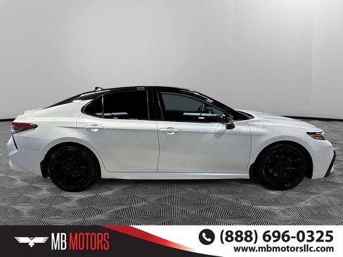 Used 2022 Toyota Camry XSE FWD image 2
