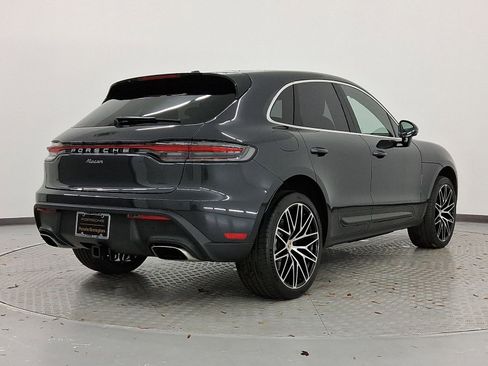 Used 2026 Porsche Macan image 9