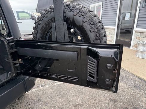 Used 2012 Jeep Wrangler Sport AWD/4WD image 35