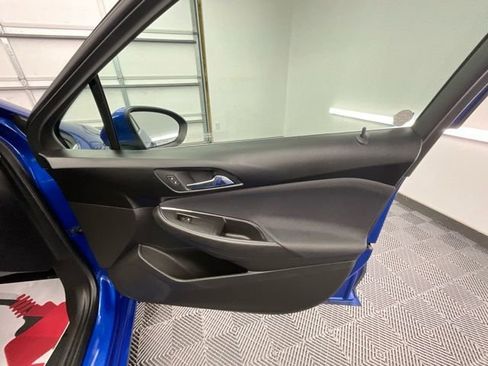 Used 2018 Chevrolet Cruze LT image 15