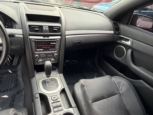 Used 2009 Pontiac G8 w/ Premium Package RWD image 30