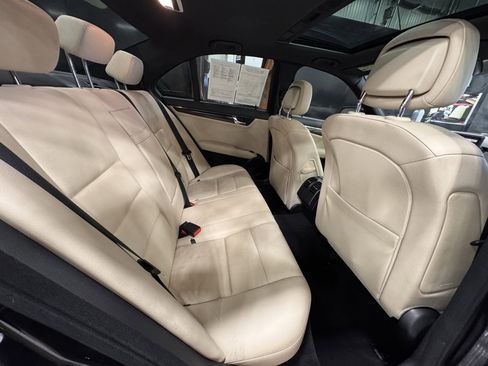 Used 2008 Mercedes-Benz C 350 Sport image 27
