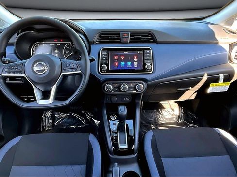 Used 2025 Nissan Versa SV w/ Trunk Package image 5