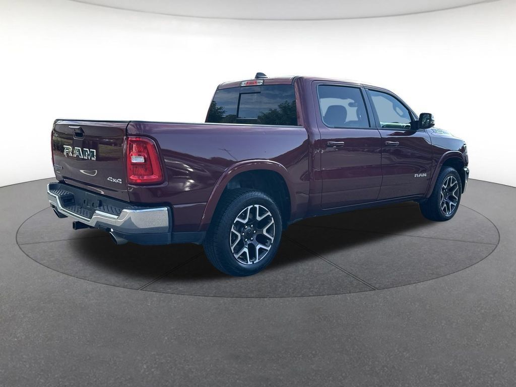 Used 2025 RAM 1500 Laramie AWD/4WD image 6