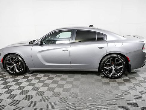 Used 2018 Dodge Charger R/T w/ Plus Group image 30