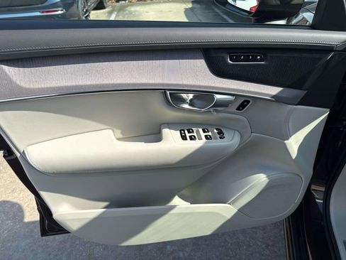 New 2026 Volvo XC90 B6 Ultra image 21