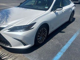 Certified 2024 Lexus ES 300h Ultra Luxury w/ Accessory Package (Z2) FWD video 1