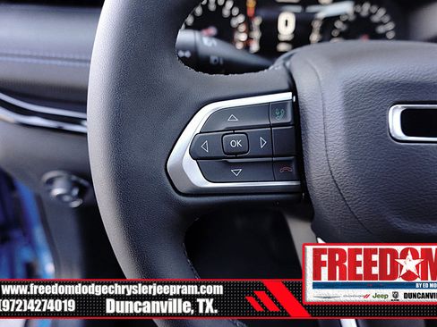 New 2026 Jeep Compass Latitude image 24